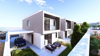 Living on the water edge 